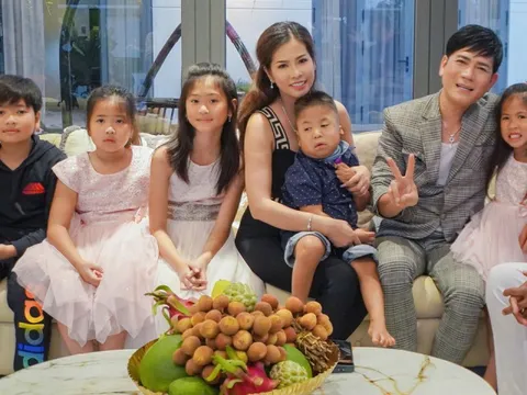 Vợ Quách Thành Danh 'quá tải' vì sắm Tết cho gia đình đông con