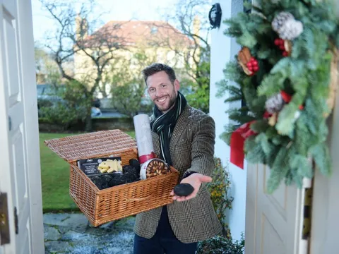 Quốc gia có tục xông đất giống Việt Nam