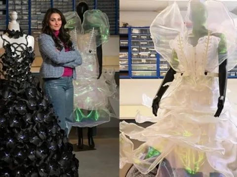 Chiếc váy robot 'nở hoa' gây sốt Tuần lễ thời trang New York 2026