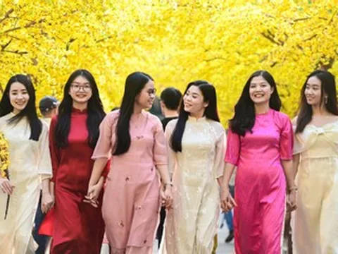 Giờ đẹp, hướng tốt xuất hành mùng 3 tết Bính Ngọ 2026