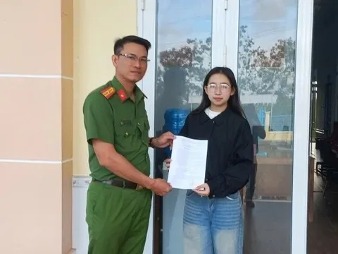 Mùa xuân đặc biệt của nữ cử nhân viết đơn tình nguyện nhập ngũ