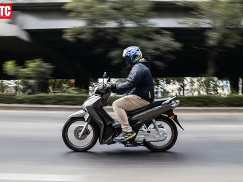 Honda Wave 125 2026 "trình làng": Vua xe số thực dụng đã được thêm phanh CBS, có Smartkey, ăn 71km/lít xăng