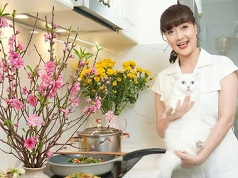 Cơ ngơi bề thế tiền tỷ của diễn viên Mạnh Trường, nghệ sĩ Vân Dung ngày Tết