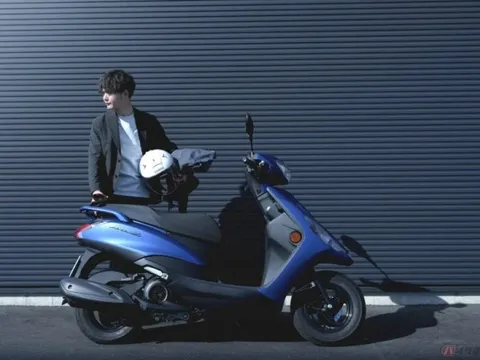 Lộ diện kẻ ngáng đường Honda Lead: Xe ga Yamaha siêu nhẹ 100kg, cốp "nuốt trọn" thế giới, đổ 1 lít xăng đi 52km!