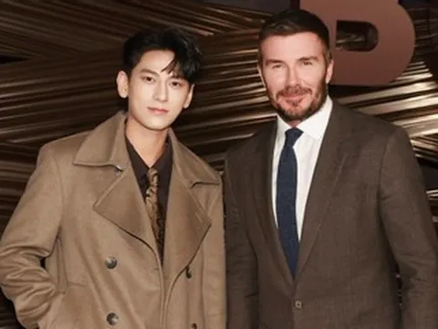 Ca sĩ Isaac hội ngộ David Beckham tại Milan
