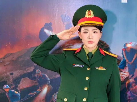 Nhan sắc đậm chất Á Đông của nữ diễn viên đang gây chú ý trong phim "Không giới hạn"