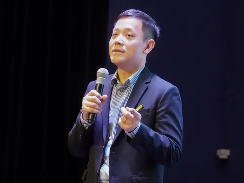 'Học sinh có muốn được chấm bài bằng AI không?'