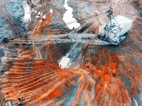 Khoan hơn 6.000m xuống đáy biển, một quốc gia châu Á vừa phát hiện mỏ đất hiếm khổng lồ, trữ lượng đủ cả thế giới dùng trong hơn 700 năm