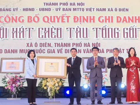 Hà Nội: Hội hát Chèo tàu Tổng Gối là di sản văn hoá phi vật thể quốc gia