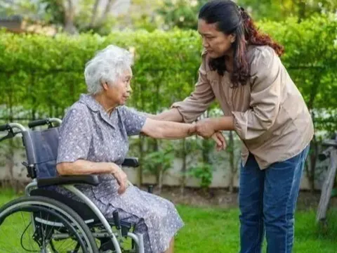 Về già tôi mới thấy: Có một con trai và một con gái không sướng, sống chung lại càng khổ hơn