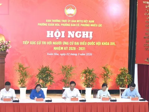 Gặp Bí thư Thành ủy TPHCM, cử tri đánh giá cao việc biến đất "vàng" thành công viên