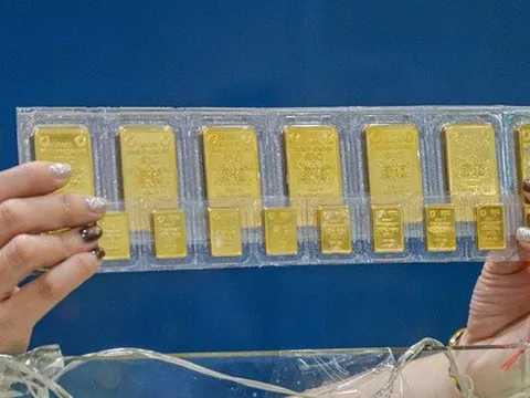 Một ngân hàng dự báo giá vàng có thể lên 6.000 USD/ounce, dầu khó vượt 100 USD/thùng