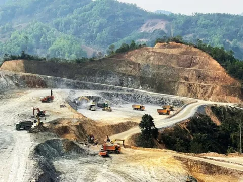 Ngoài đất hiếm, Việt Nam nắm giữ kho báu được thế giới thèm khát, riêng một tỉnh miền Trung có trữ lượng hàng triệu tấn