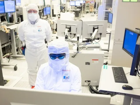 Nghịch lý nhân sự ngành bán dẫn Việt