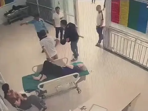 Người đàn ông Bắc Ninh kể khoảnh khắc nghẹt thở cứu cháu bé 7 tuổi hóc dị vật