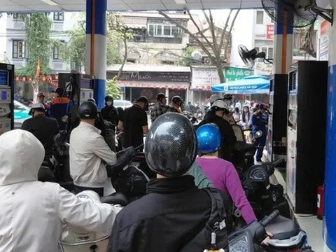 Giá xăng dầu tăng, Công an TPHCM khuyến cáo người dân