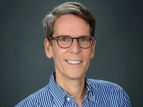 Chủ tịch Intel nghỉ hưu, mở đường cho chiến lược sản xuất chip mới