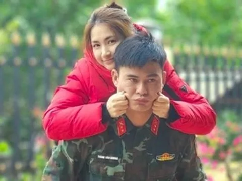 Đại úy Thăng Văn Cương viết về Hòa Minzy: 'Anh yêu em, vợ ơi'