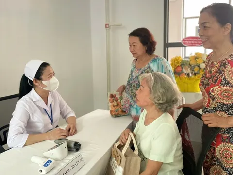 TPHCM tăng cường bác sĩ cho trạm y tế, hướng tới miễn viện phí cơ bản