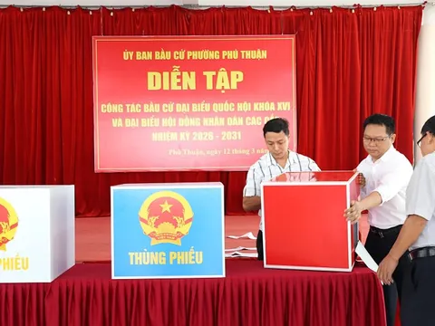 Phường Phú Thuận diễn tập công tác bầu cử
