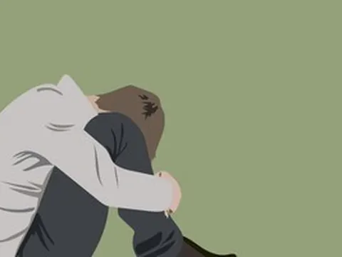 Sau khi bị mắng, bé gái 12 tuổi uống thuốc trừ sâu nguy kịch