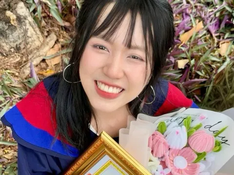 Nữ sinh thành thủ khoa đầu ra ngành điện tử ở TP.HCM từ đam mê của mẹ