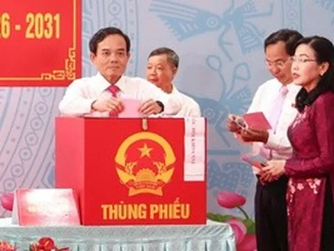 Hình ảnh lãnh đạo TPHCM tham gia bầu cử