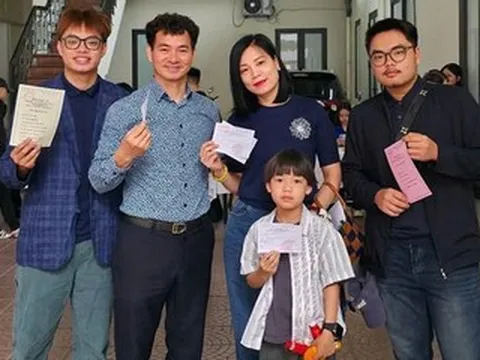 Ngày vui của gia đình Cục trưởng Xuân Bắc và dàn sao Việt