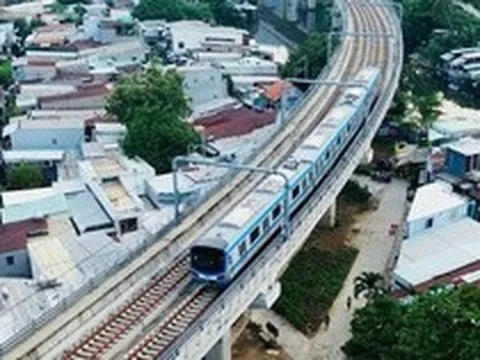 Metro TPHCM vướng vốn, giải ngân chậm