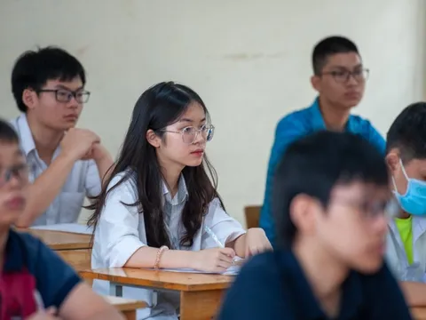 Tuyển sinh lớp 10 ở Hà Nội: Cẩn thận 'trắng tay'