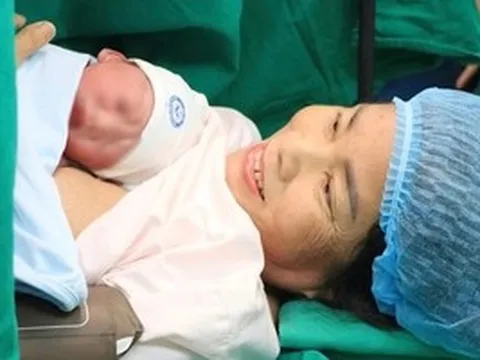 Sản phụ 60 tuổi sinh con trai 2,8 kg