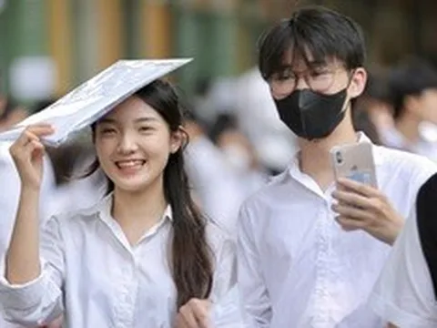 Tuyển sinh 2026: Học phí đại học dự kiến bước vào đợt tăng mới