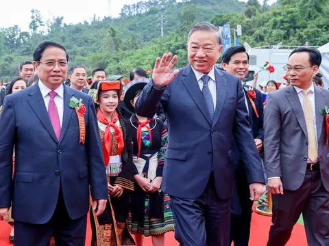 Khởi công đồng loạt 121 trường nội trú vùng biên