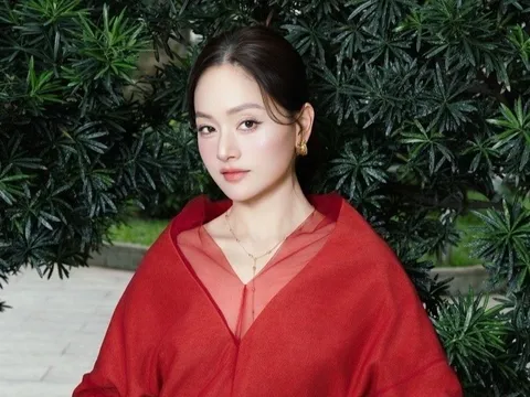 'Mỹ nhân phim giờ vàng' VTV đỗ 2 trường đại học, nói được 4 thứ tiếng