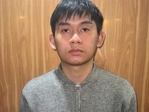 Phát hiện 14 lần giao dịch với tổng số tiền hơn 16 triệu đồng trong một ngày, Công an khởi tố thanh niên SN 2006 ở Hà Nội