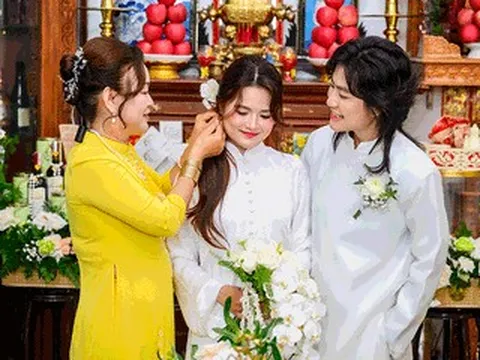 Đám cưới ‘không chú rể’ ở TPHCM, mẹ cô dâu nói lời xúc động