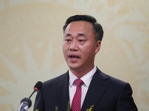 Ông Nguyễn Việt Hùng được bầu giữ chức Chủ tịch UBND tỉnh Khánh Hòa