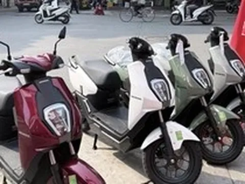 Xe máy điện đầu tiên của Honda tại Việt Nam giảm giá