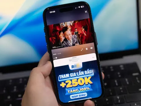 Web cá độ chạy quảng cáo cho MV của RichChoi