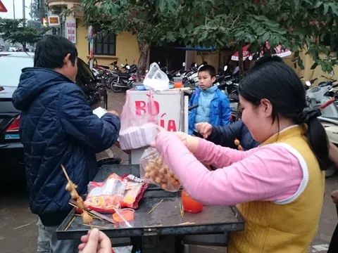 Thịt lợn bệnh vào trường học: 'Con voi vẫn lọt lỗ kim'