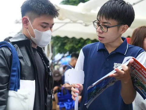 Tuyển sinh đại học 2026: Học phí tăng, thí sinh 'đau đầu' chọn trường