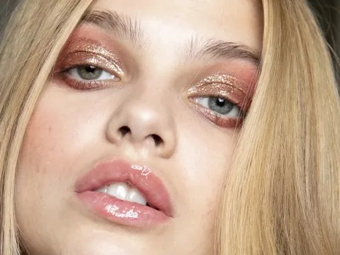 Bí quyết rạng rỡ, căng mọng từ cơn sốt làm đẹp 'thạch dẻo'