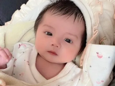 Ông nội nói nhân viên tư pháp đặt tên cho cháu là Lưu Thừa Bách Tính, nghe giải thích ý nghĩa nhiều người “ngã ngửa”