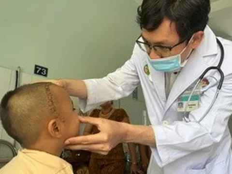 Thông tin nổi bật tại TPHCM ngày 6-4: xuyên đêm mở sọ cứu bé trai; "chốt" lịch nghỉ lễ dài ngày