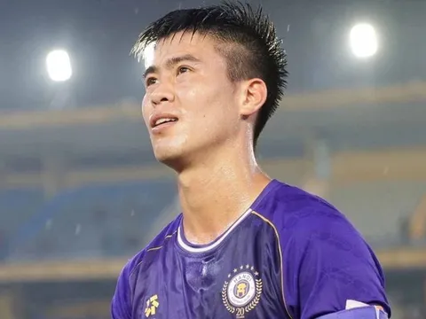 Cầu thủ Duy Mạnh bị mất đồng hồ trị giá hơn 1 tỷ đồng