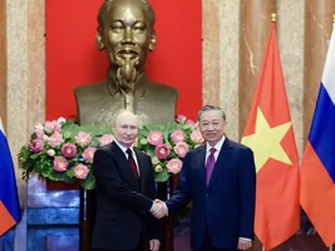 Tổng thống Nga Vladimir Putin chúc mừng Tổng Bí thư, Chủ tịch nước Tô Lâm