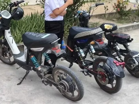 Kiểm tra bãi xe trường học phát hiện nhiều xe đạp điện ‘độ, chế’