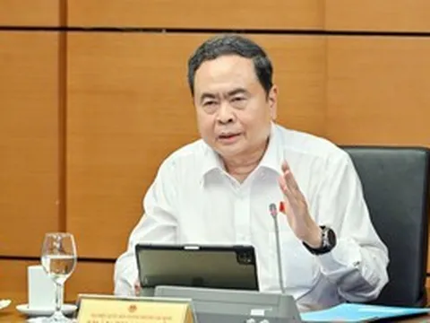 Chủ tịch Quốc hội: Sửa Luật Thủ đô cũng là tiền đề 
để TPHCM xây dựng Luật Đô thị đặc biệt