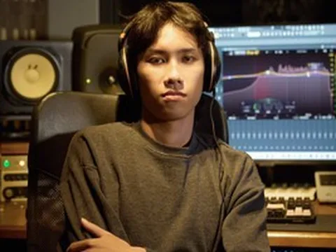 Producer Hoaprox: "Tôi chọn khác biệt - vì đó là cách duy nhất để tồn tại"