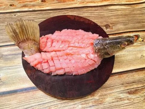 Loại cá có tên lạ, trời nắng nóng mẹ nấu con ăn mát mẻ cả ngày, não bộ đặc biệt ưa thích